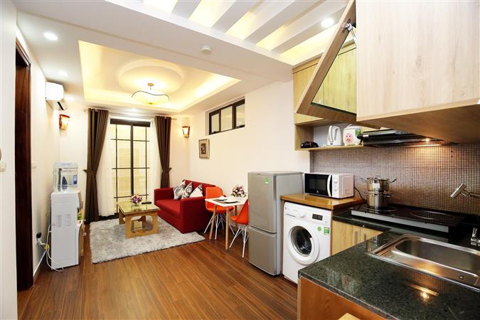 Cho thuê căn hộ 1 ngủ phố Đào Tấn, Linh Lang, Kim Mã gần Lotte, dịch vụ tiện nghi, nội thất mới