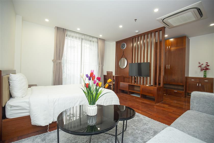 1 bedroom serviced apartment in Dao Tan street for rent